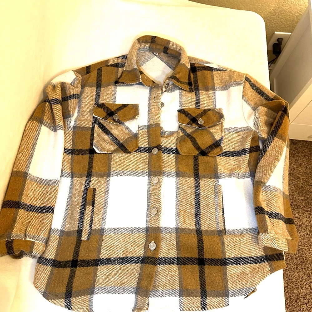 Brown and White Plaid Shacket sz md